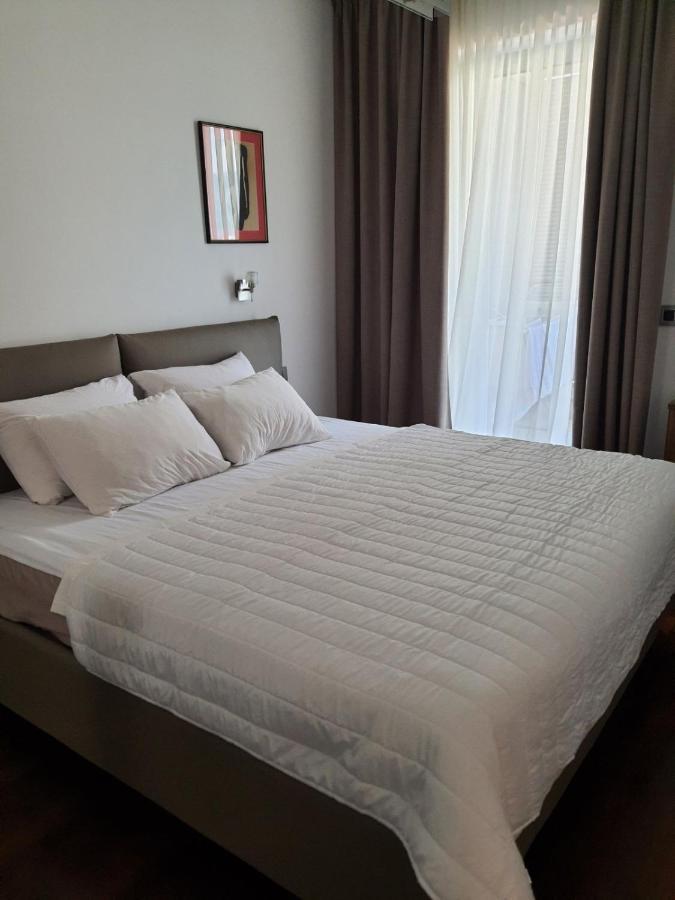Revenu Apartments Будва Стая снимка
